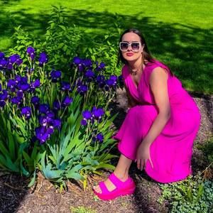 Meet your Posher, Christina elizabeth